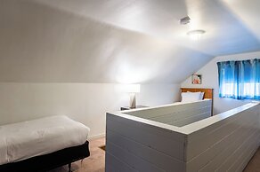 Inn at Haystack Rock