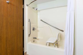 Days Inn by Wyndham Petoskey