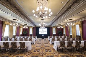 The Skirvin Hilton Oklahoma City