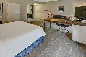Hampton Inn & Suites Fort Myers-Estero/FGCU