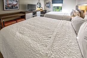 Hampton Inn & Suites Fort Myers-Estero/FGCU