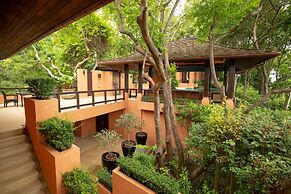 Sri Panwa Phuket Luxury Pool Villa Hotel