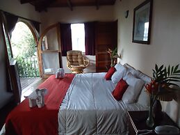 La Catalina Hotel and Suites