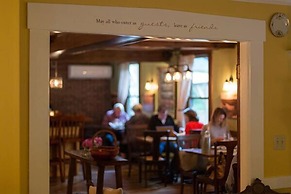 Squam Lake Inn