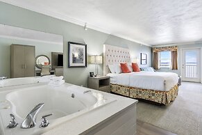 Cherry Tree Inn & Suites