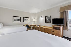 Cherry Tree Inn & Suites