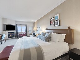 Cherry Tree Inn & Suites