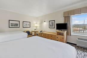 Cherry Tree Inn & Suites