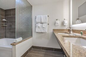 Cherry Tree Inn & Suites