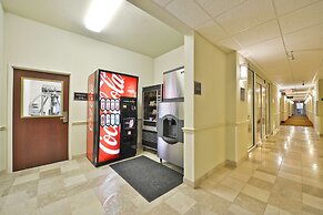 Best Western Limestone Inn & Suites