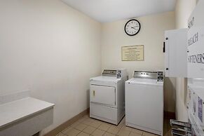 Best Western Limestone Inn & Suites