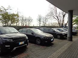 MajesticHouse Conference & Restaurant