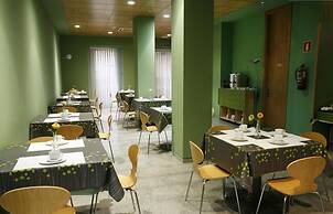 Hotel Bilbao Jardines