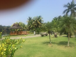 The Zuri Kumarakom Kerala Resort & Spa