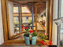 ARQUEOLOGO EXCLUSIVE SELECTION - Casa Peralta