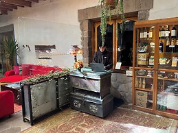 ARQUEOLOGO EXCLUSIVE SELECTION - Casa Peralta