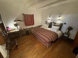 ARQUEOLOGO EXCLUSIVE SELECTION - Casa Peralta