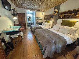 ARQUEOLOGO EXCLUSIVE SELECTION - Casa Peralta