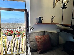 ARQUEOLOGO EXCLUSIVE SELECTION - Casa Peralta