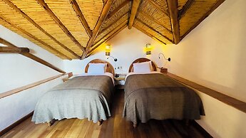 ARQUEOLOGO EXCLUSIVE SELECTION - Casa Peralta