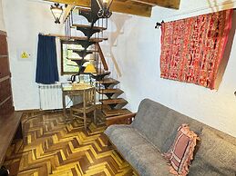 ARQUEOLOGO EXCLUSIVE SELECTION - Casa Peralta