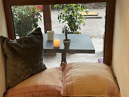 ARQUEOLOGO EXCLUSIVE SELECTION - Casa Peralta