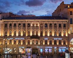 Nevsky Forum Hotel