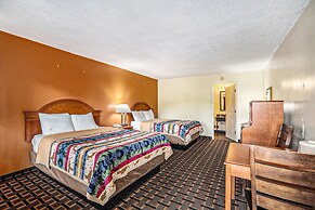 Great Lakes Inn and Suites