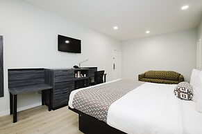 Sapphire Inn and Suites