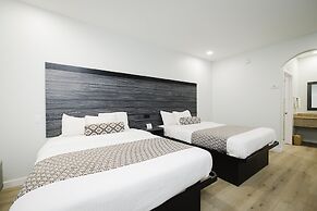 Sapphire Inn and Suites