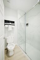 Sapphire Inn and Suites