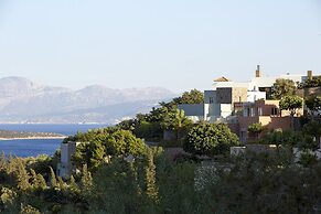 Pleiades Luxurious Villas