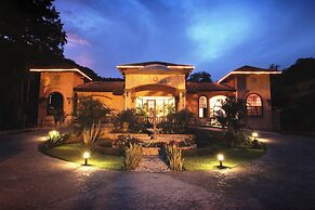 Valle Escondido Resort