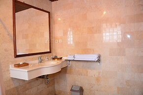 Melasti Beach Resort & Spa