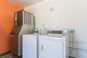 Motel 6 Barstow, CA - Route 66