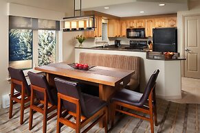 Sheraton Lakeside Terrace Villas at Mountain Vista, Avon, Vail Valley