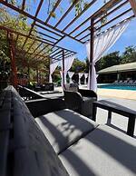 Raices Esturión Hotel