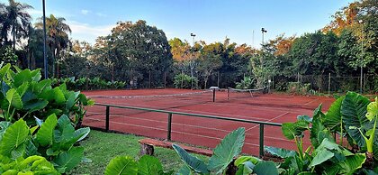 Raices Esturión Hotel