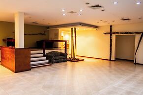 Raices Esturión Hotel