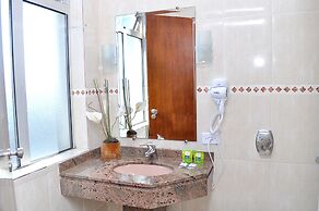 Caravelle Palace Hotel