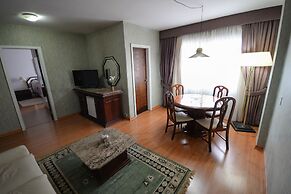 Caravelle Palace Hotel