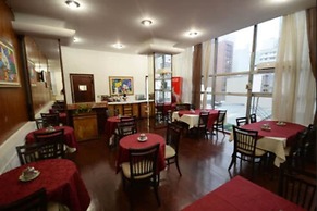 Caravelle Palace Hotel