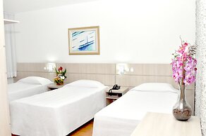 Caravelle Palace Hotel