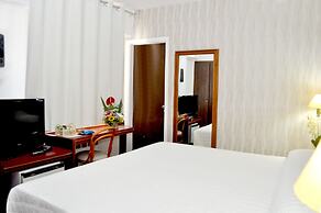 Caravelle Palace Hotel