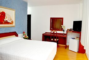 Caravelle Palace Hotel