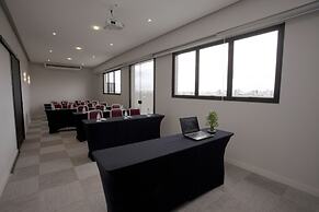 Rio Hotel by Bourbon Curitiba 