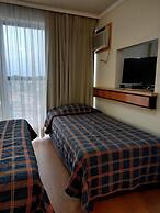 Astron Suítes São José dos Pinhais by Nobile