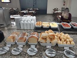 Astron Suítes São José dos Pinhais by Nobile