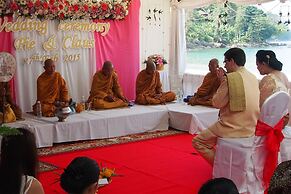 Khao Lak Palm Beach Resort