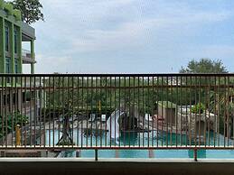 Long Beach Cha-Am Hotel